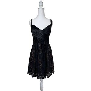 BCBGMAXAZRIA Black Lace Cocktail Dress Formal Party Sweetheart Neckline Size 4